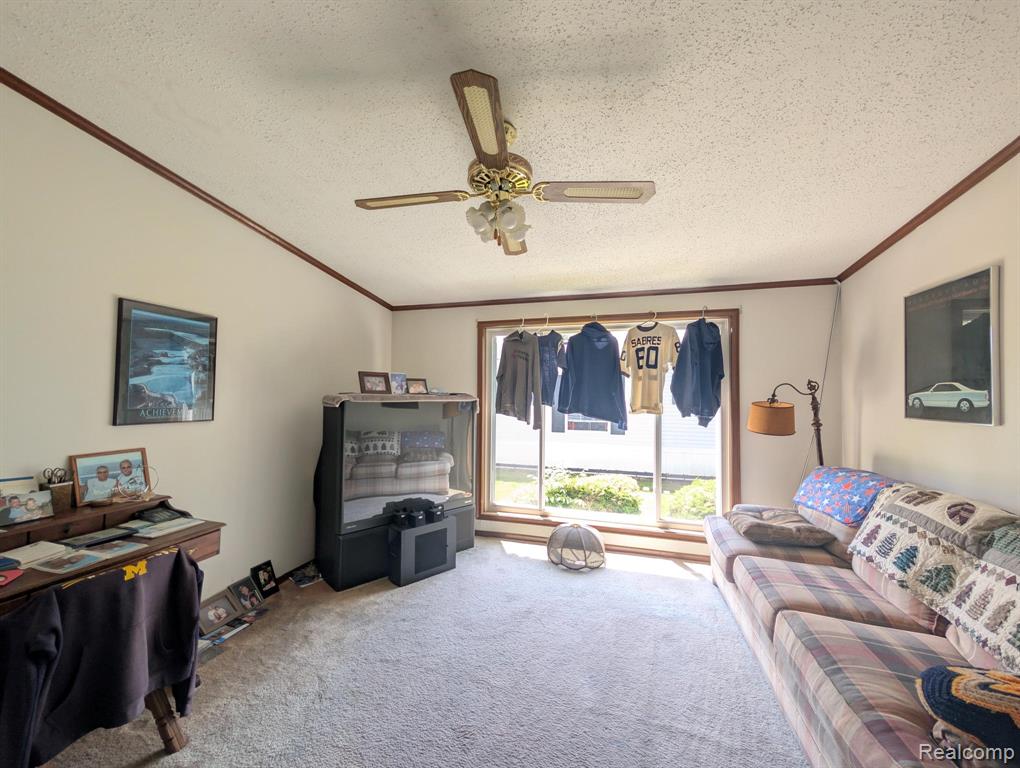 11410 N Lake Drive, Fenton, MI 48430 — Photo 2