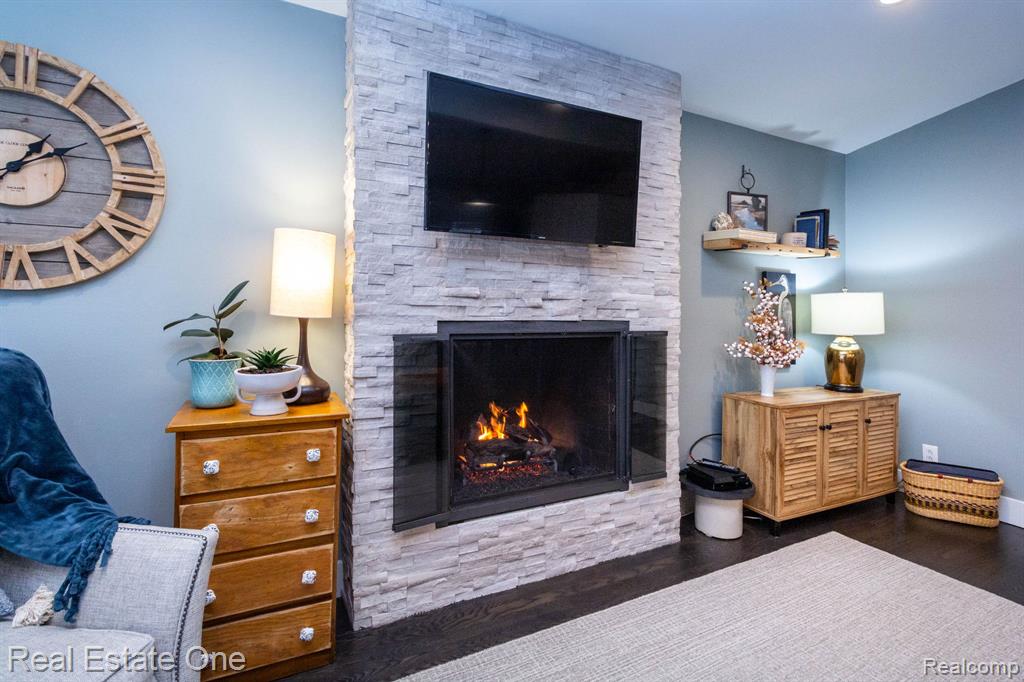 4106 Edgeland Avenue, Royal Oak, MI 48073 — Photo 8