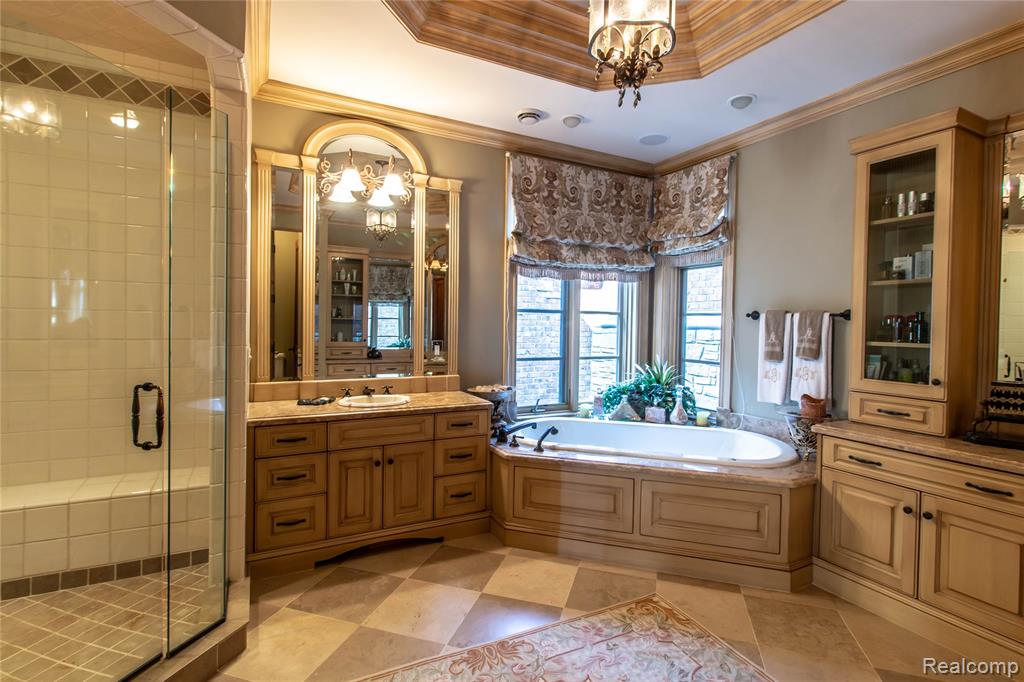 2756 Turtle Bluff Drive, Bloomfield Hills, MI, 48302