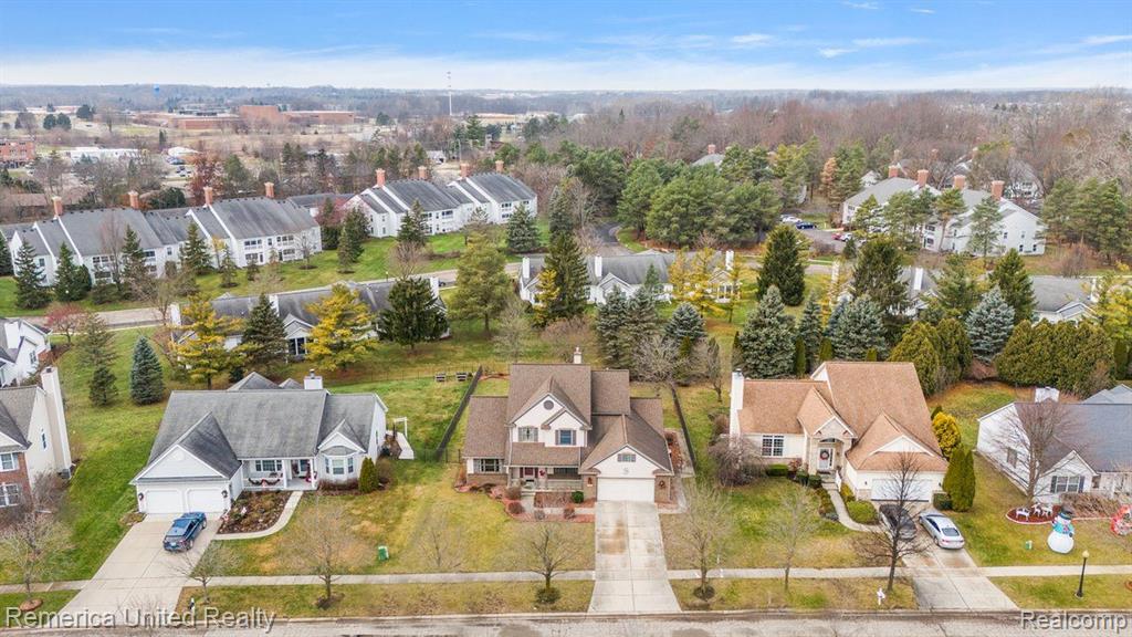 686 W CALEDONIA Street, Howell, MI 48843 — Photo 15