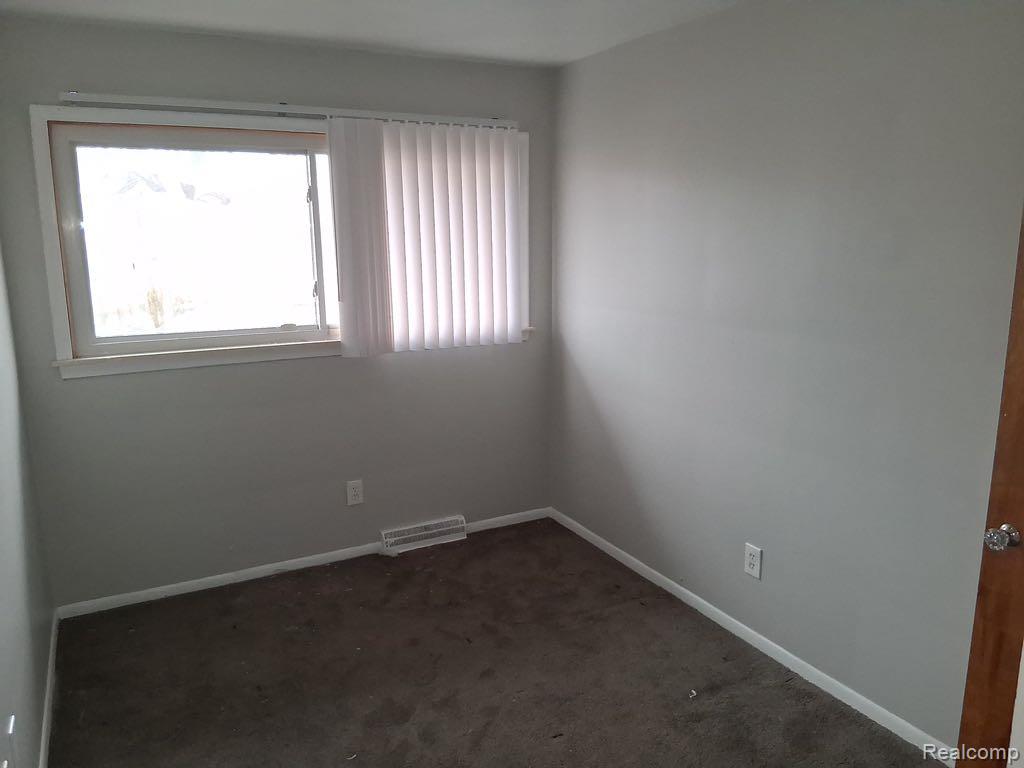 8791 E Outer Drive, Detroit, MI 48213 — Photo 14