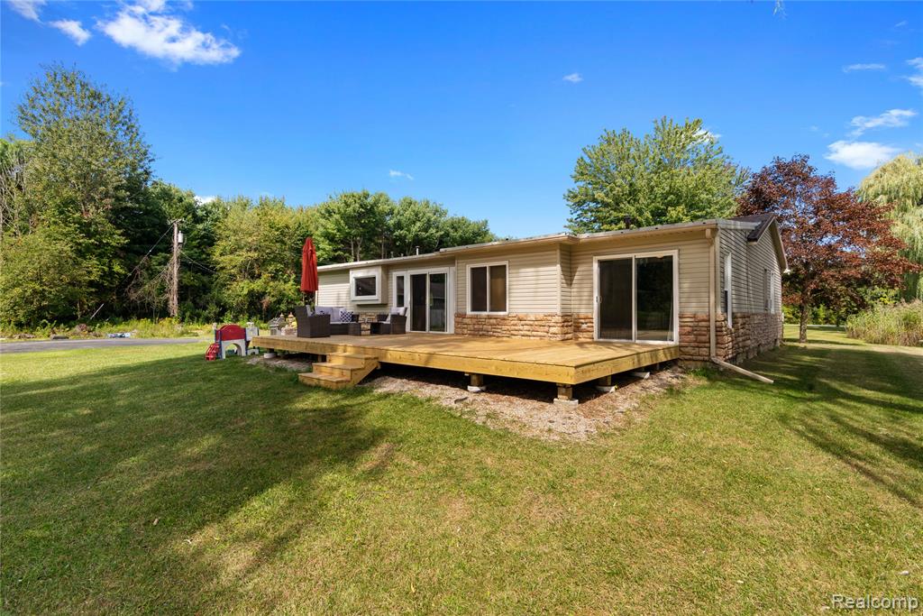 8145 Lindsey Road, Casco, MI 48064 — Photo 45