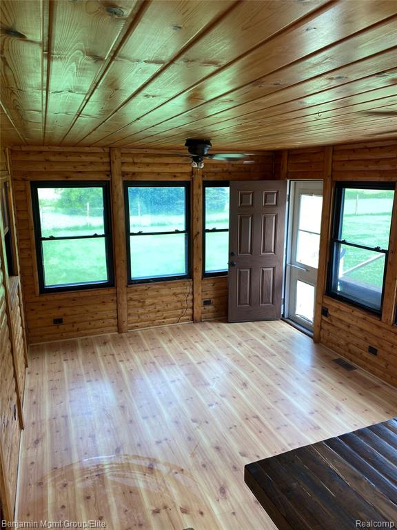6827 Lapeer Road, Kimball, MI — Photo 13