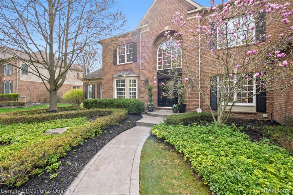 45471 TOURNAMENT Drive, Northville, MI 48168 — Photo 9