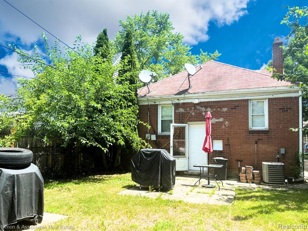 6019 Payne Avenue, Dearborn, MI 48126 — Photo 17