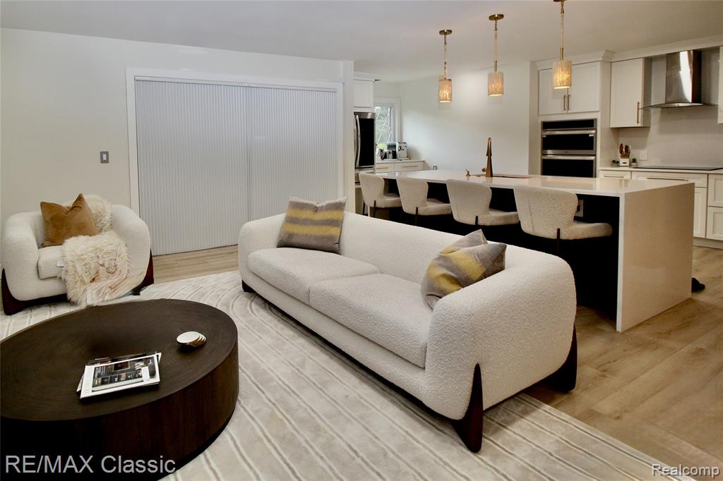 42160 Woodward Avenue, Bloomfield Hills, MI 48304 — Photo 14