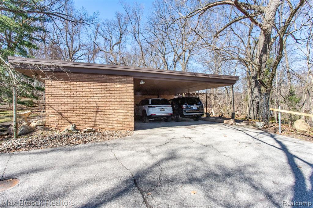 30875 Franklin Road, Franklin, MI 48025 — Photo 8