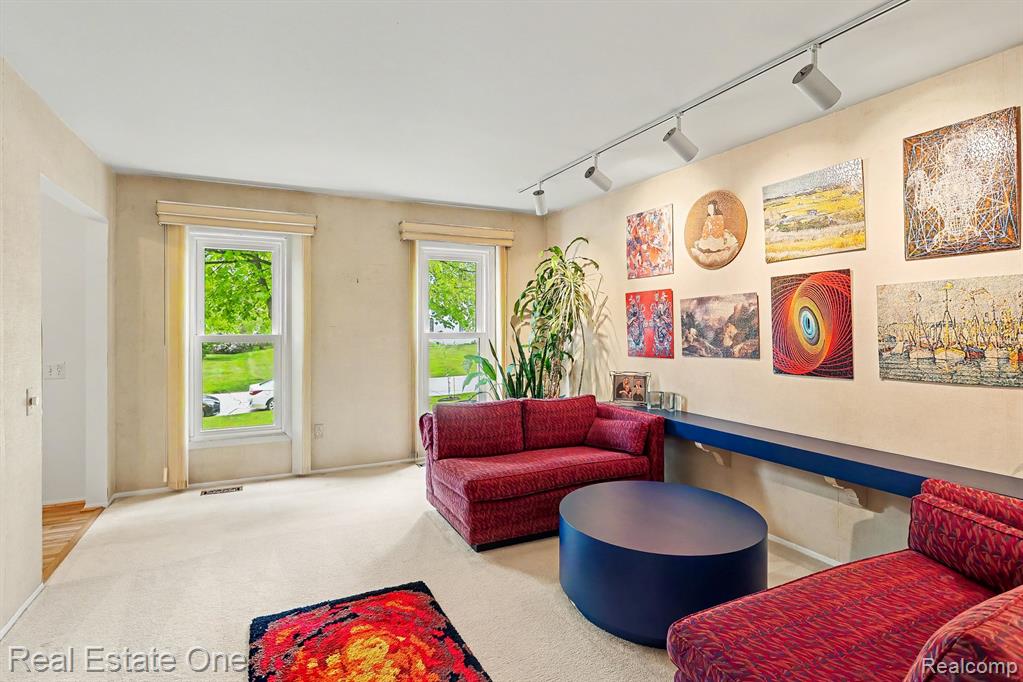 4923 Stamford Drive, West Bloomfield, MI 48323 — Photo 5