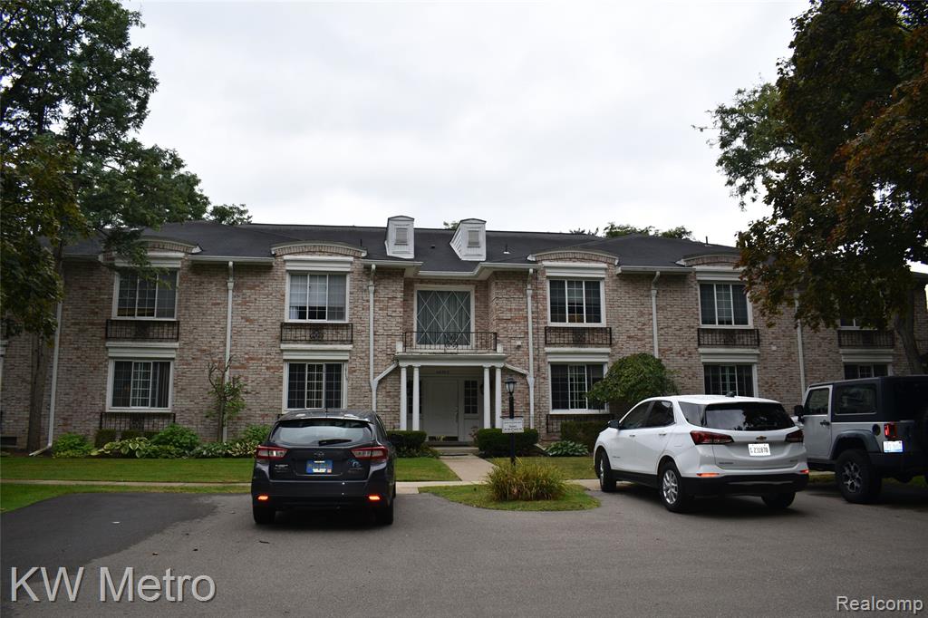 40750 Woodward Avenue, 30, Bloomfield Hills, MI 48304 — Photo 28