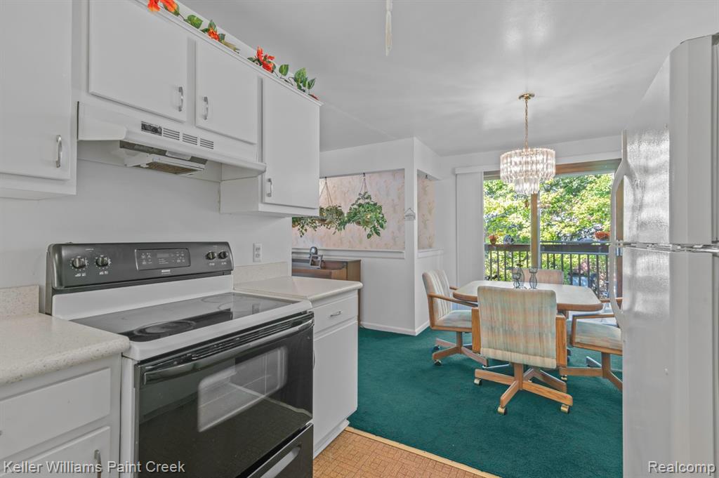 42501 Eldon Circle, Clinton Twp, MI 48038 — Photo 12