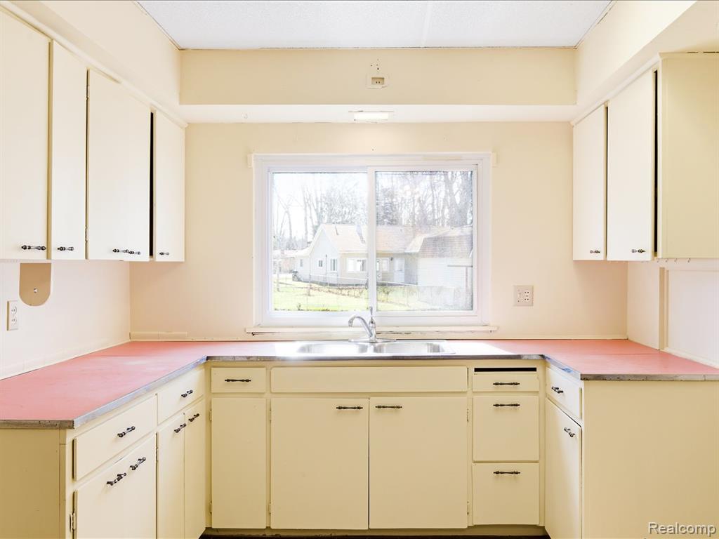 3325 Berry Drive, Burtchville, MI 48059 — Photo 13