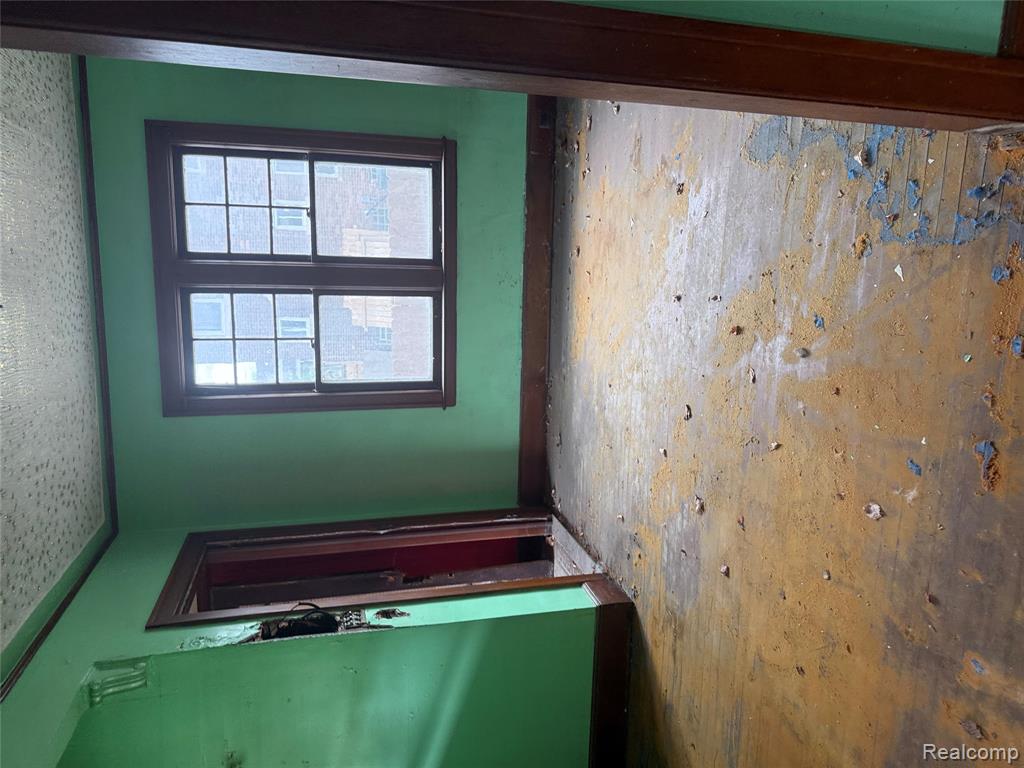 4420 Burns Street, Detroit, MI 48214 — Photo 14