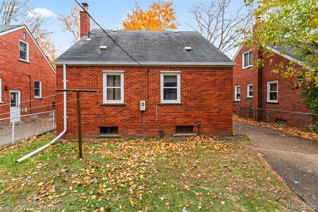 8152 Virgil Street, Dearborn Heights, MI 48127 — Photo 10