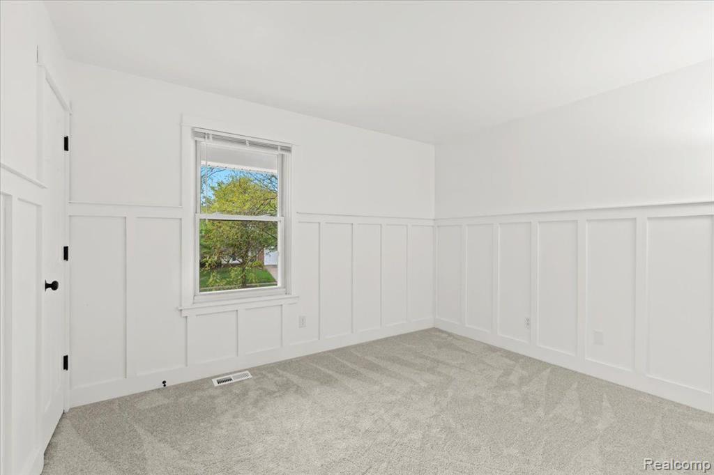 45273 Yorkshire Drive, Novi, MI — Photo 28