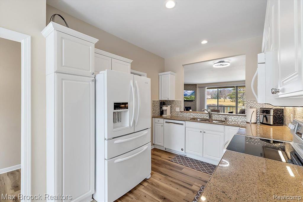 671 BROCKMOOR Lane, Bloomfield Hills, MI 48304 — Photo 5