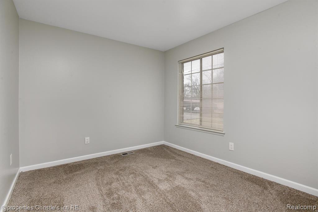 30248 SOUTHFIELD Road, 181, Southfield, MI 48076 — Photo 10