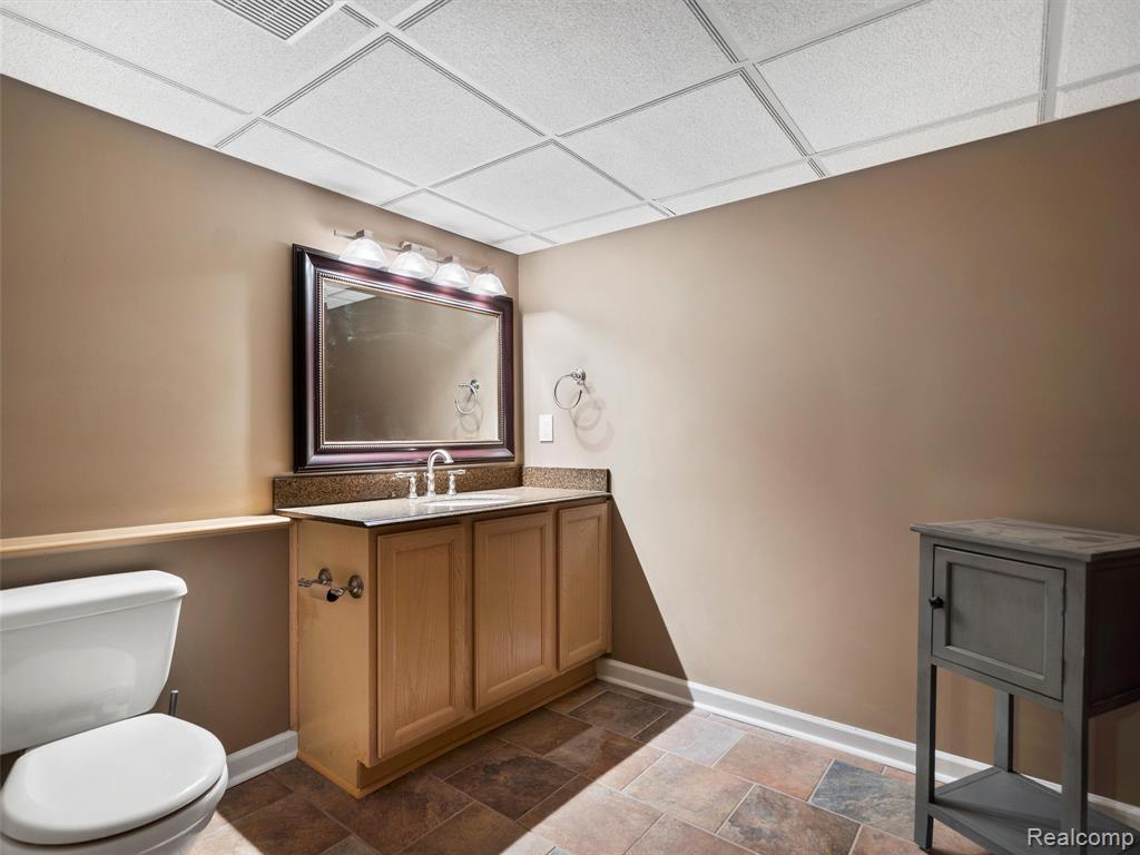 50308 Hillside Drive, Macomb, MI 48044 — Photo 36