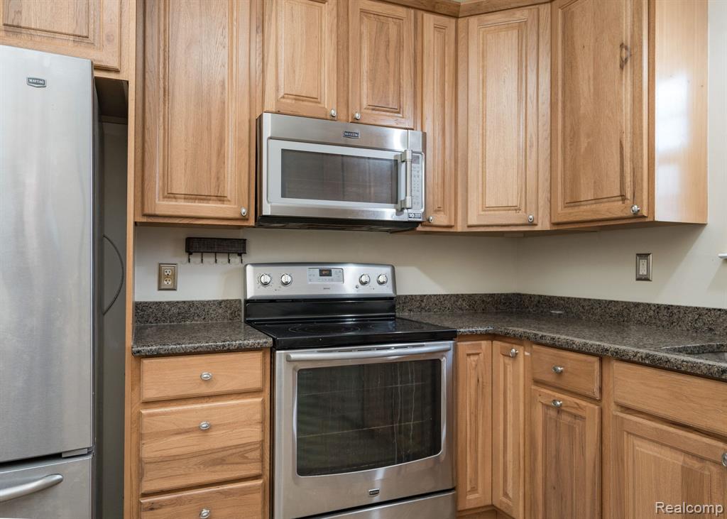 41820 Independence Drive, Novi, MI 48377 — Photo 13