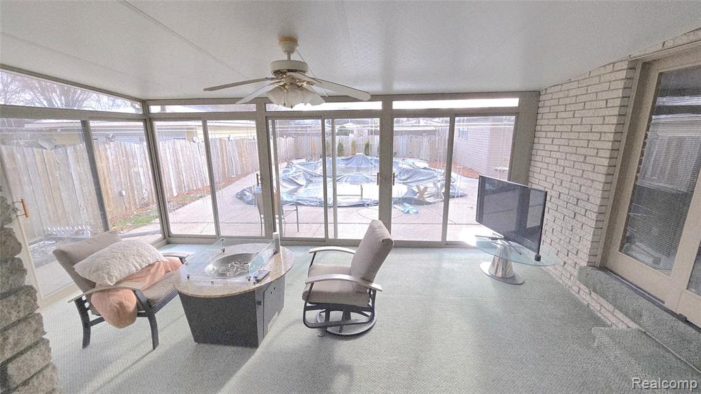 41174 Bernard Drive, Sterling Heights, MI 48313 — Photo 36