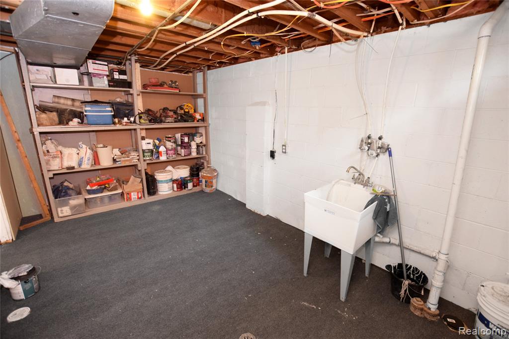 6022 Sally Court, Flint, MI 48505 — Photo 12