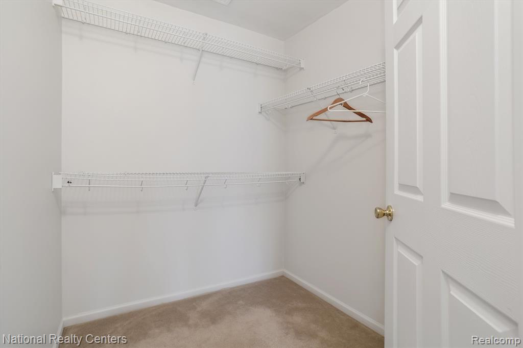 44973 MARIGOLD Drive, Sterling Heights, MI 48314 — Photo 24