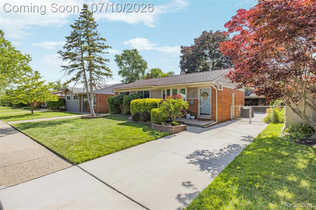 8561 Liberty Boulevard, Westland, MI — Photo 4