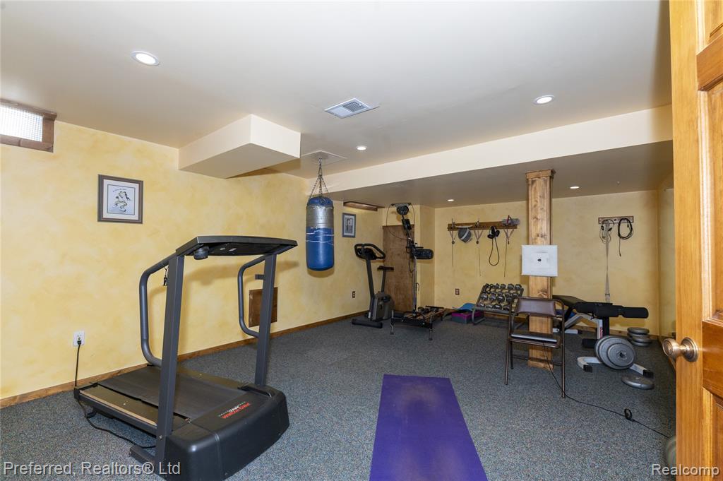 9350 Colony Farm Court, Plymouth, MI 48170 — Photo 43