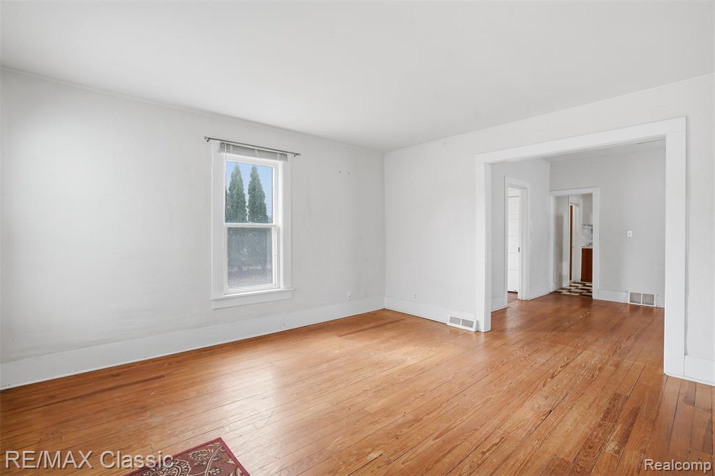 226 Franklin Street, Milford, MI 48381 — Photo 5