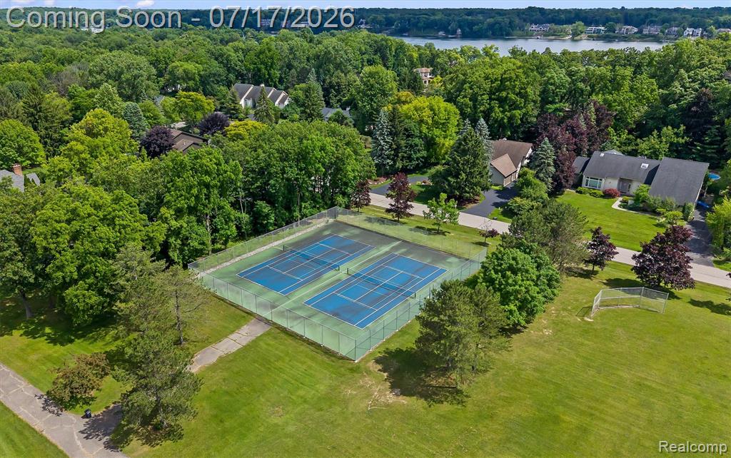 5863 Seville Circle, Orchard Lake Village, MI 48324 — Photo 66