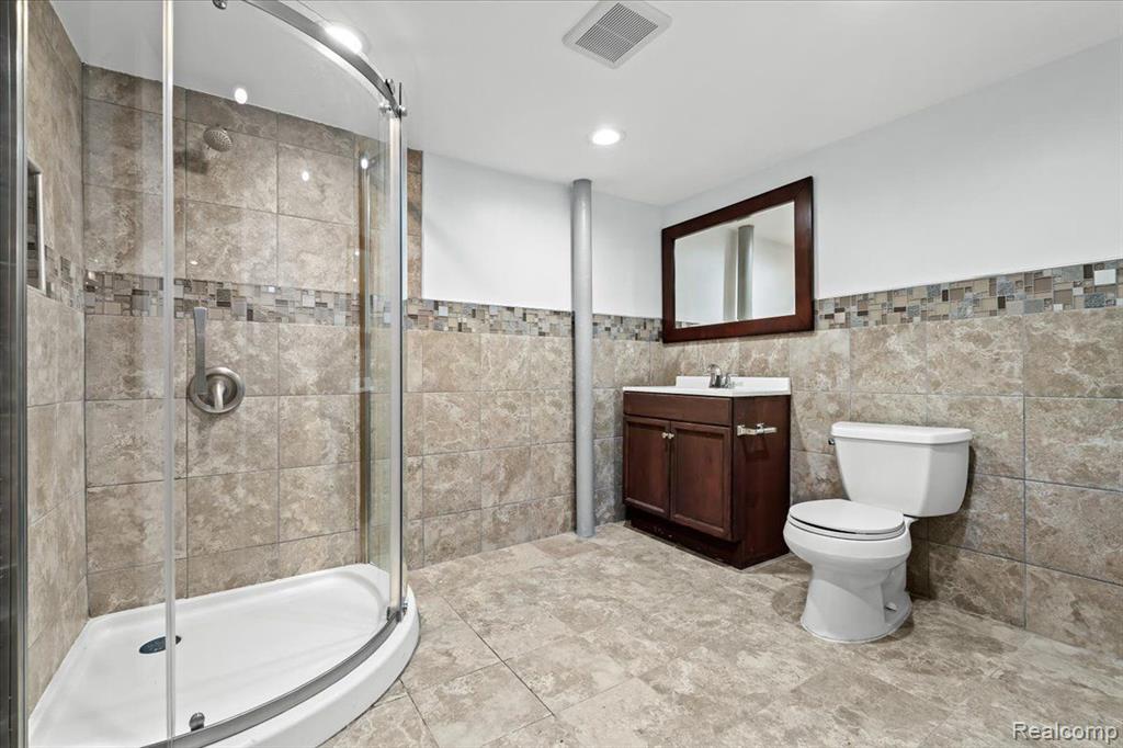 50 TAYLOR Street, Detroit, MI 48202 — Photo 39