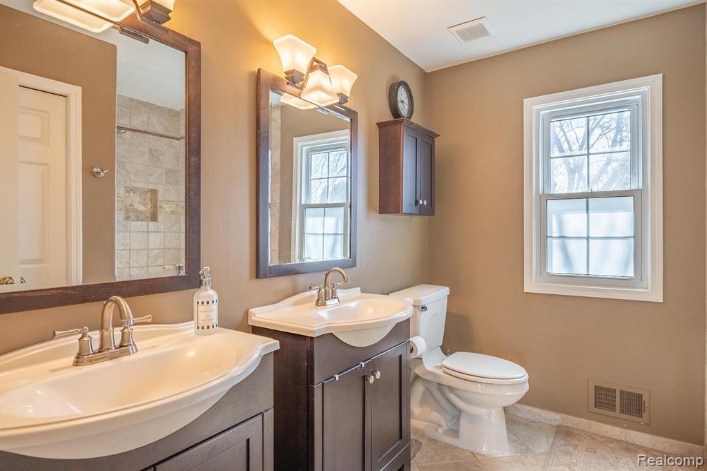 49035 QUAIL RUN Drive S, Plymouth, MI 48170 — Photo 40