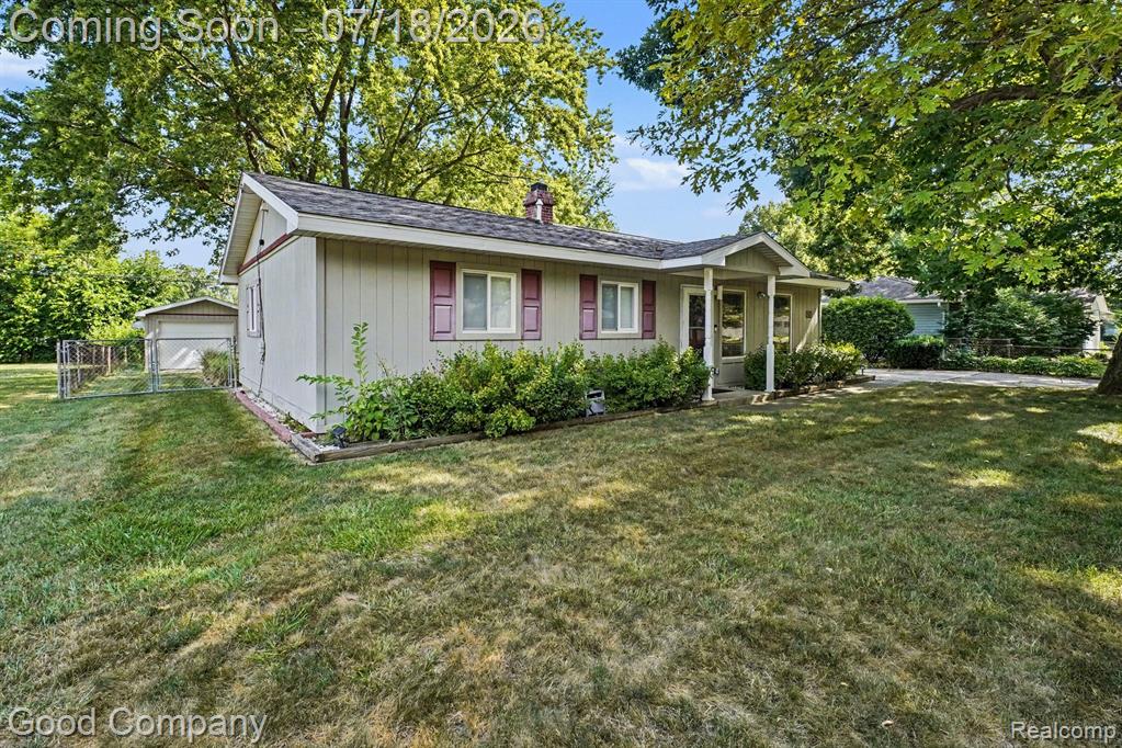 6284 Woodsdale Drive, Grand Blanc, MI 48439 — Photo 16
