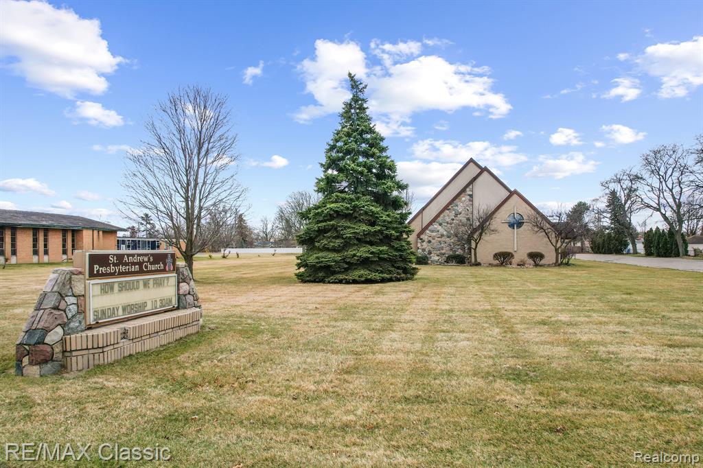 26701 JOY Road, Dearborn Heights, MI 48127