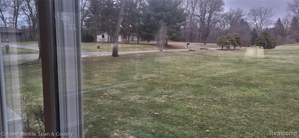 10557 Kenicott Trail, Brighton, MI 48114 — Photo 43