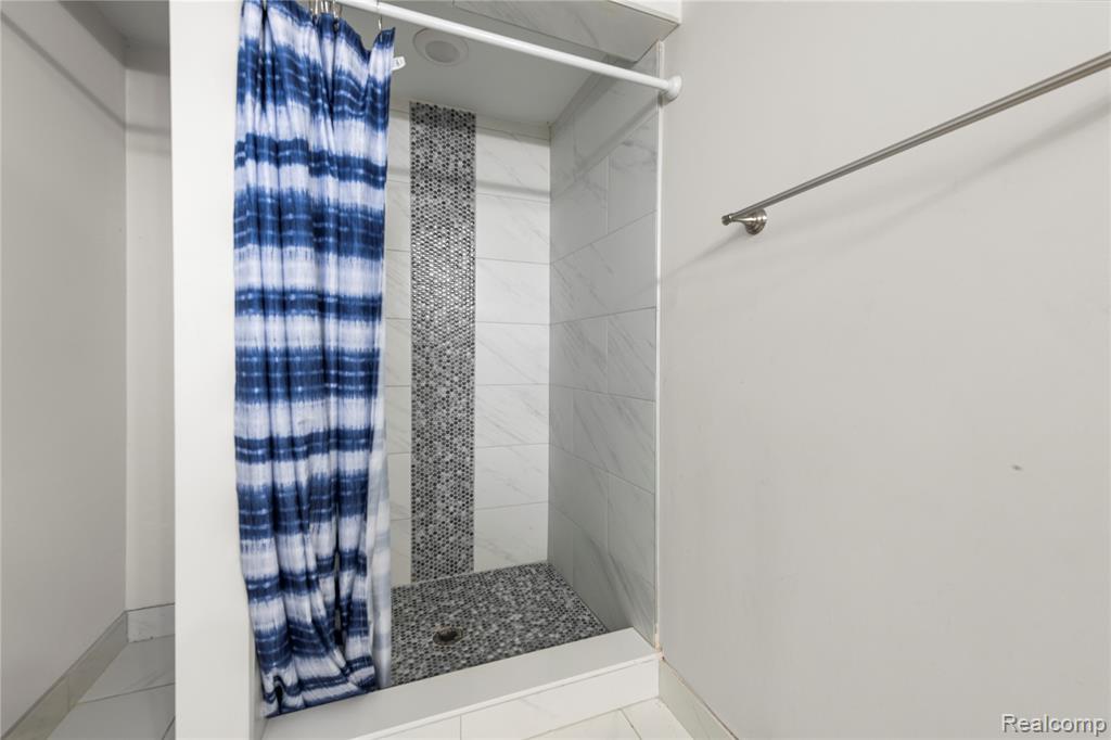 7624 Yacht Avenue, Warren, MI 48091 — Photo 31