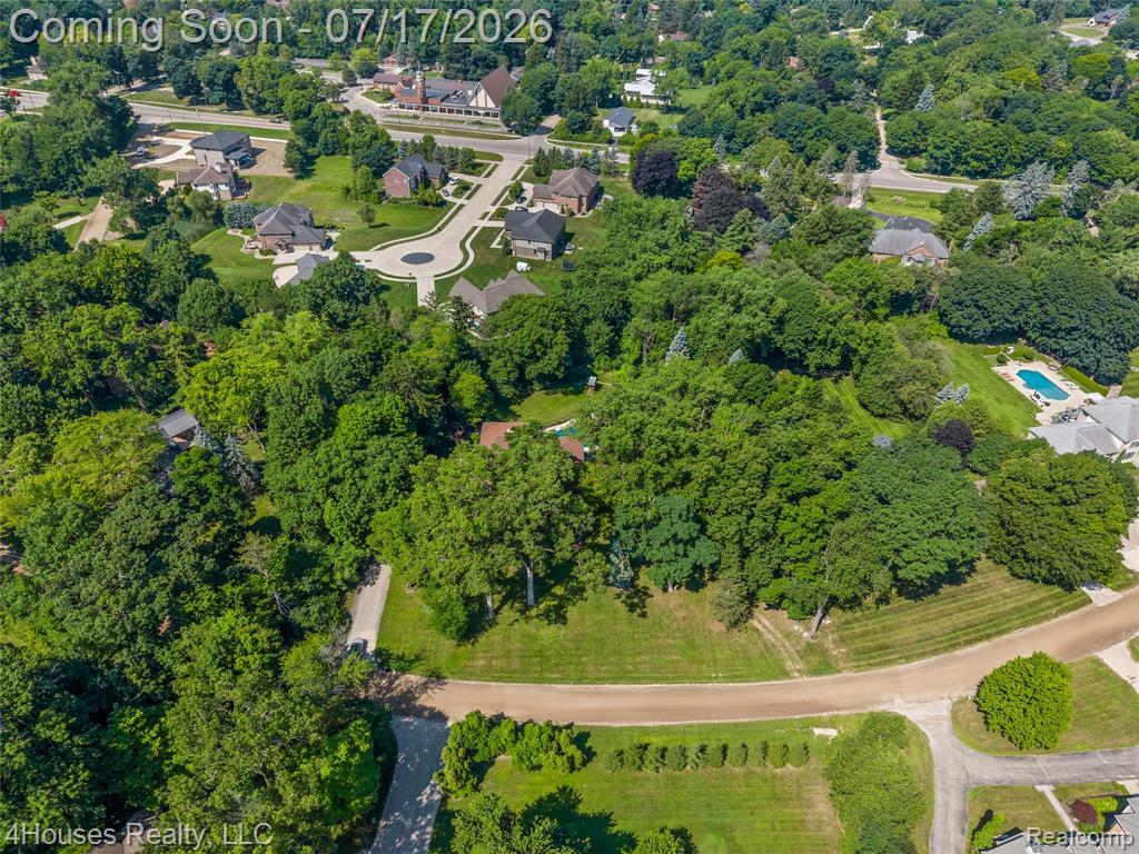 5717 Sussex Drive, Troy, MI 48098 — Photo 12