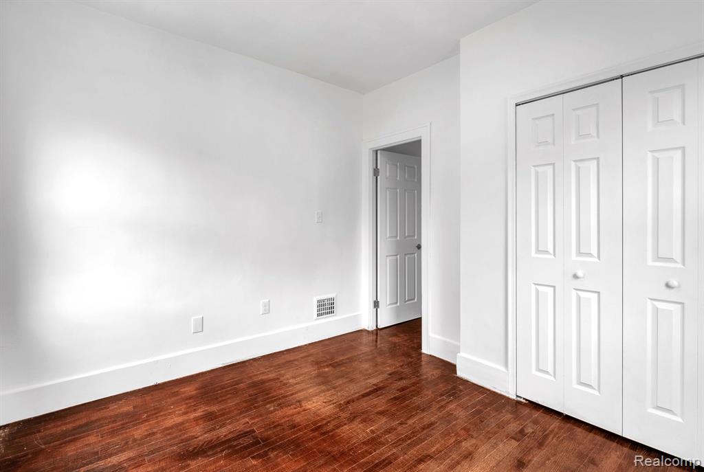 5159 RENVILLE Street, Detroit, MI 48210 — Photo 13