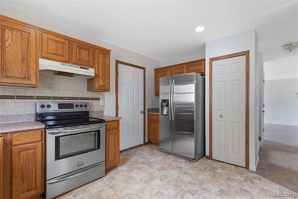 12172 Rynn Road, Emmett, MI 48022 — Photo 7