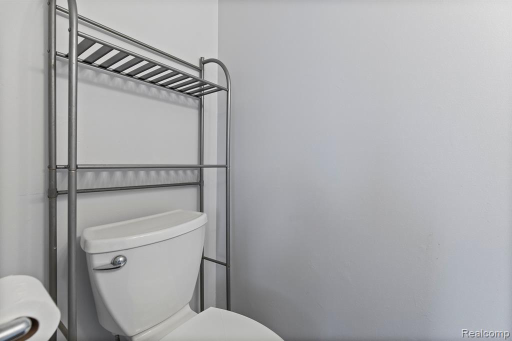 1920 WICKHAM Street, Royal Oak, MI 48073 — Photo 11