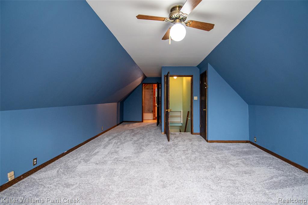 6903 Dandison Boulevard, West Bloomfield, MI 48324 — Photo 19