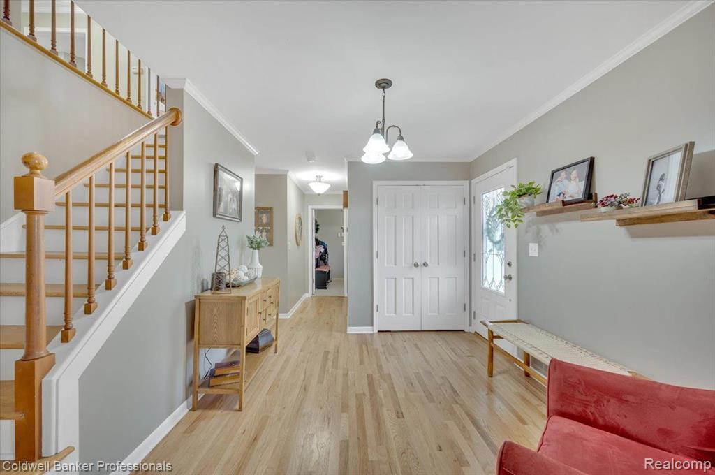 5082 BIRCH TREE Court, Grand Blanc, MI 48439 — Photo 3