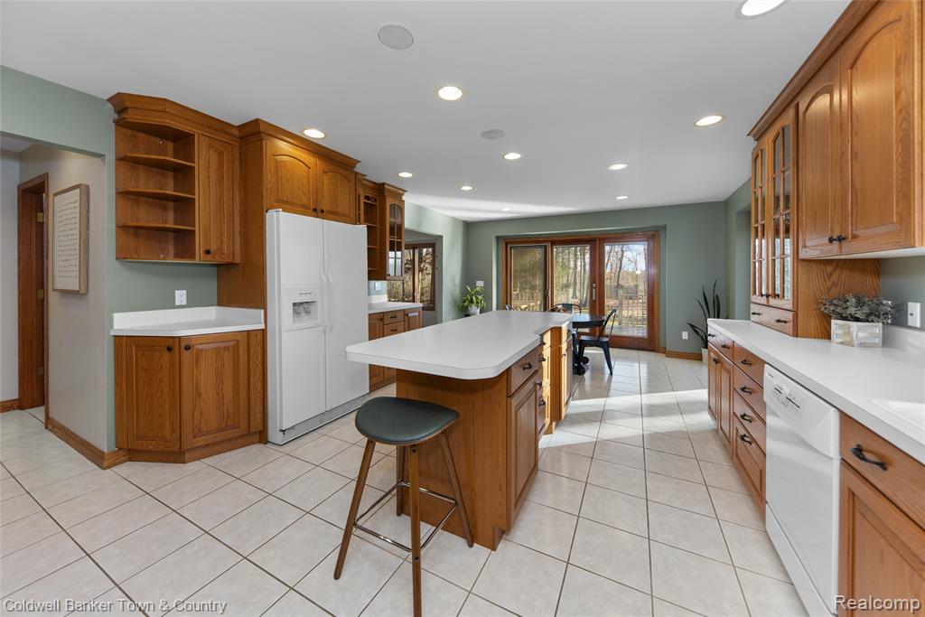 11535 Lancelot Lane, Pinckney, MI 48169 — Photo 39