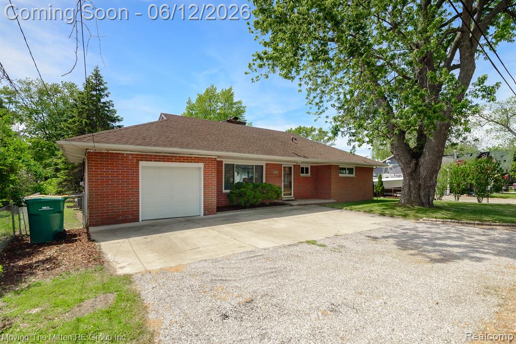 35382 Eldon Drive, Rockwood, MI — Photo 35