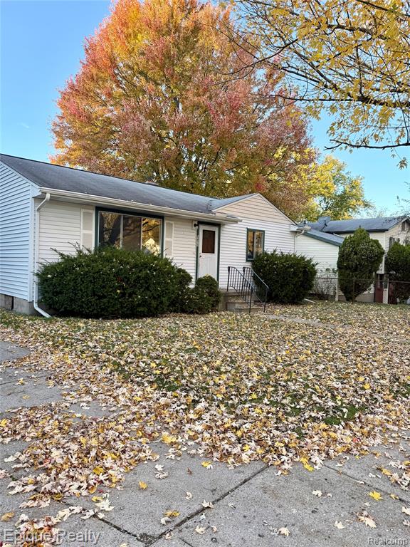 5473 Harvard Street, Flint, MI 48505 — front exterior
