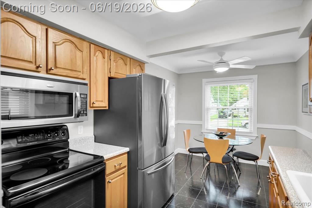 2957 Thomas Avenue, Berkley, MI 48072 — Photo 12
