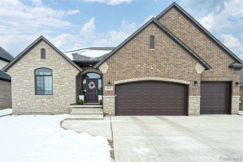 19853 Chase Drive, Macomb, MI 48042 — Photo 4