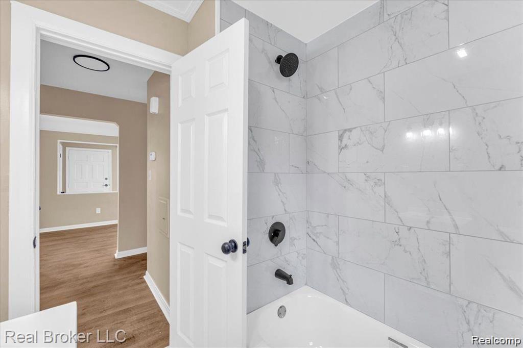 9715 WOODBINE, Redford, MI 48239 — Photo 12