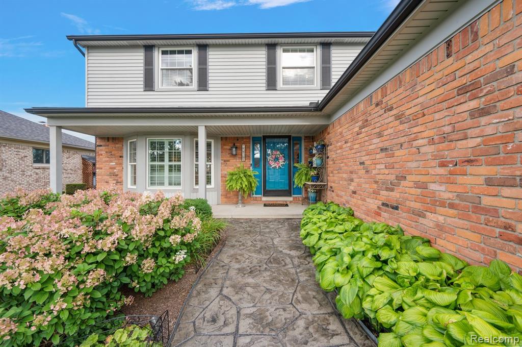 44304 Pentwater Drive, Clinton Twp, MI 48038 — Photo 4