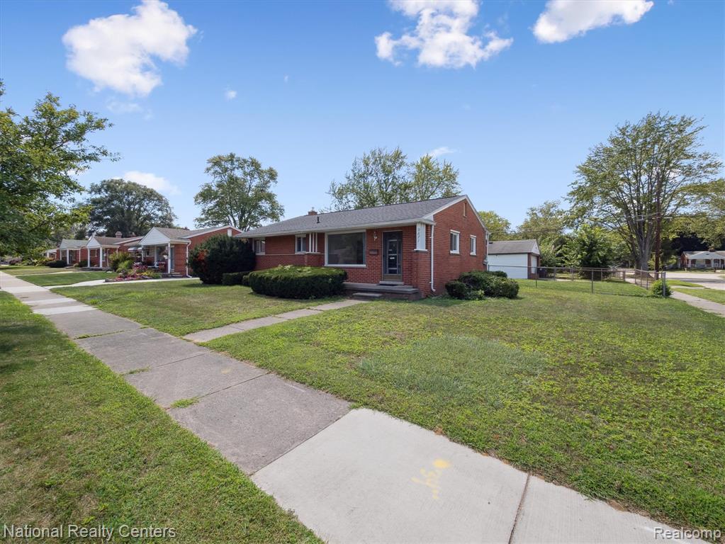 9871 Denne Street, Livonia, MI 48150 — Photo 2