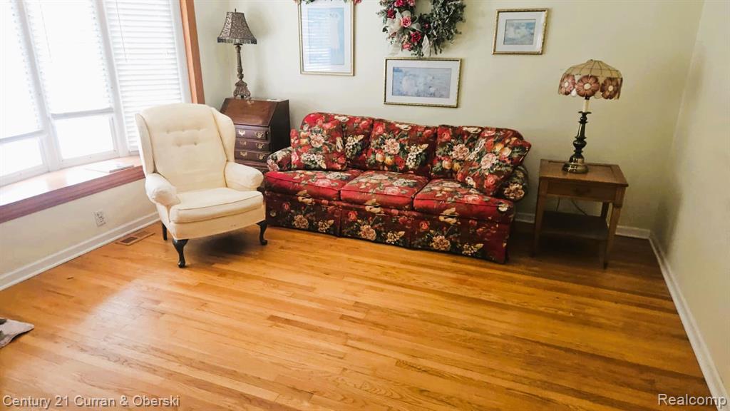 5649 N Lafayette Street, Dearborn Heights, MI 48127 — Photo 3